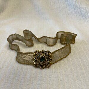 Vintage Gold Tone Metal Mesh Belt with Ornate Medallion Clasp